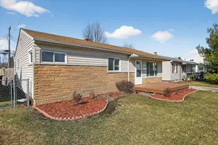 4474 16th St, Wyandotte, MI 48192 - Photo 2