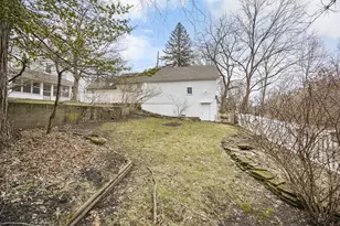 234 Washington St, Chelsea, MI 48118 - Photo 12