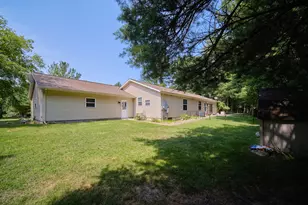 9155 Ivanhoe Dr, Onekama, MI 49675 - Photo 48