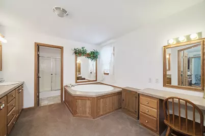 9155 Ivanhoe Drive, Onekama, MI 49675 - Photo 26