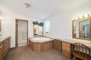 9155 Ivanhoe Dr, Onekama, MI 49675 - Photo 26