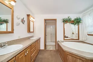 9155 Ivanhoe Dr, Onekama, MI 49675 - Photo 28