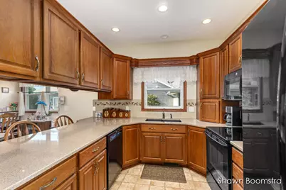 8105 Amber Crest Drive SW, Byron Center, MI 49315 - Photo 12