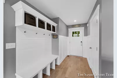 14708 Leonard Road, Spring Lake, MI 49456 - Photo 6