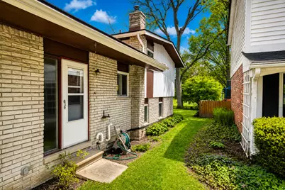 1434 Pine Valley Boulevard, Ann Arbor, MI 48104 - Photo 4