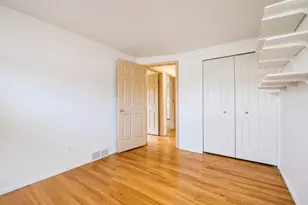 1434 Pine Valley Blvd, Ann Arbor, MI 48104 - Photo 16