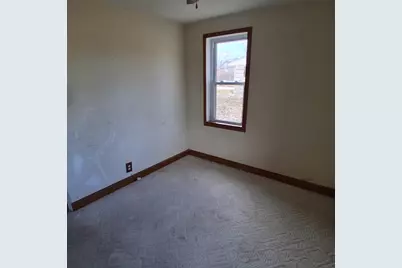 3116 E Apple Avenue, Muskegon, MI 49442 - Photo 4