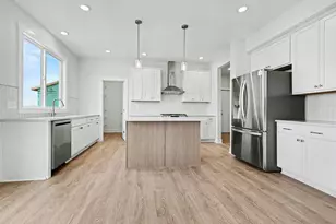 4885 Bethpage Dr NW, Comstock Park, MI 49321 - Photo 10