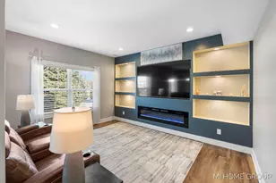 11887 Quincy Meadow Dr, Holland, MI 49424 - Photo 12