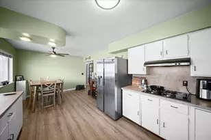 1974 Crozier Ave, Muskegon, MI 49441 - Photo 8