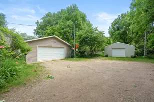 35553 M-43, Paw Paw, MI 49079 - Photo 4