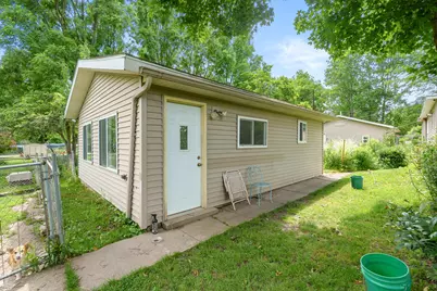 35553 M 43, Paw Paw, MI 49079 - Photo 2