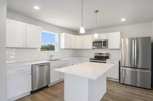 48549 Silver Oaks W, Mattawan, MI 49071 - Photo 4