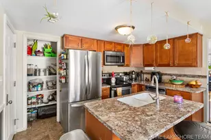 843 W 25th St, Holland, MI 49423 - Photo 24