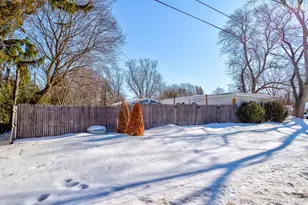 843 W 25th St, Holland, MI 49423 - Photo 6