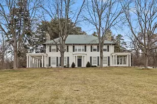 3215 W Dobson Pl, Ann Arbor, MI 48105 - Photo 10