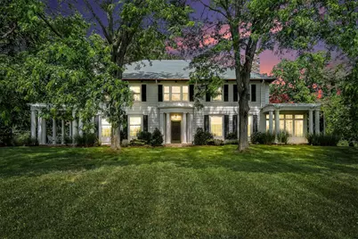 3215 W Dobson Place, Ann Arbor, MI 48105 - Photo 2