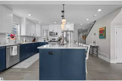 609 Lake Shore Drive, Cadillac, MI 49601 - Photo 6