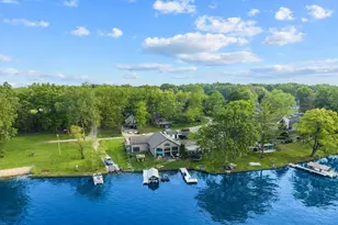 3391 Orchard Dr, Pinckney, MI 48169 - Photo 2