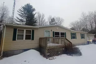 167 Mill Rd, Blanchard, MI 49310 - Photo 1