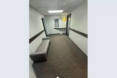 601 Michigan Avenue #105, Holland, MI 49423 - Photo 4