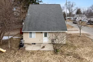 1395 4 Mile Rd NE, Grand Rapids, MI 49525 - Photo 4