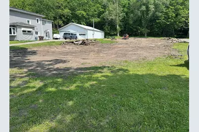 528 E Main Street, Ionia, MI 48846 - Photo 6