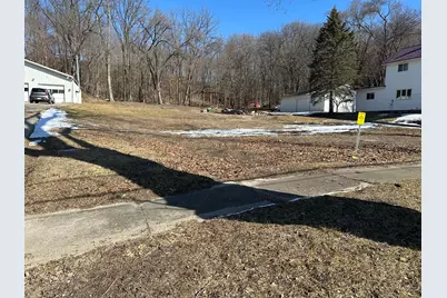 528 E Main Street, Ionia, MI 48846 - Photo 4