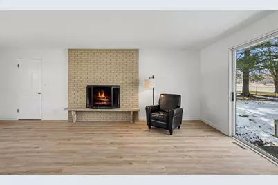 16172 Brookwood Drive, Buchanan, MI 49107 - Photo 12