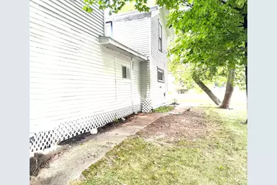 313 W 6th Street, Evart, MI 49631 - Photo 6