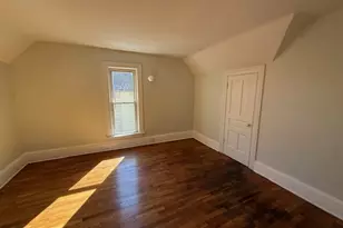 141 Bates St, Jackson, MI 49202 - Photo 14
