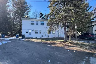 34232 Dayton Ct, Westland, MI 48186 - Photo 2