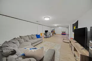 211 Pine St, Tecumseh, MI 49286 - Photo 22