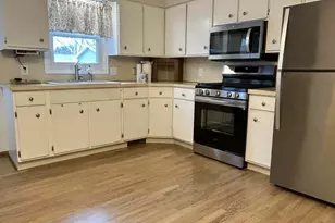 826 SE Andover Ct SE, Kentwood, MI 49508 - Photo 8