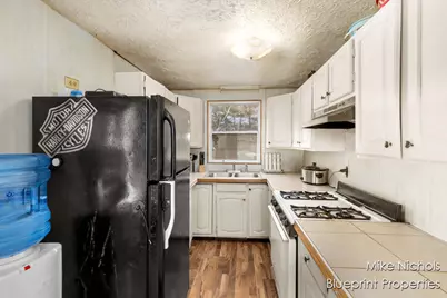 840 Gregg Street, Nashville, MI 49073 - Photo 6