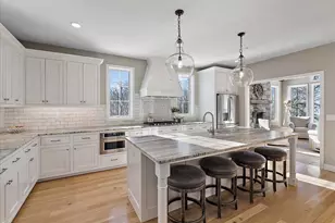 690 Dunegrass Cir Dr, Saugatuck, MI 49453 - Photo 6