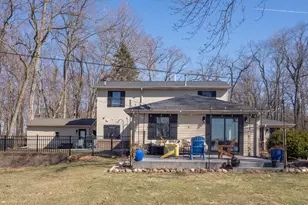 20070 Parkway Ave, Three Rivers, MI 49093 - Photo 2