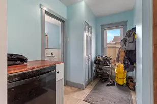 79 Winter St, Battle Creek, MI 49015 - Photo 8