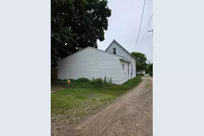 808 Wallace Street, Cadillac, MI 49601 - Photo 14