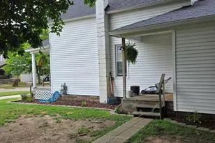 808 Wallace St, Cadillac, MI 49601 - Photo 8