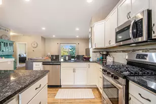 702 Braeside Dr SE, Byron Center, MI 49315 - Photo 4