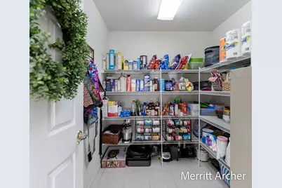 1499 Glenwood Avenue, Muskegon, MI 49445 - Photo 36