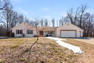 7625 Timberview Ave, Kalamazoo, MI 49009 - Photo 2
