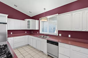 7625 Timberview Ave, Kalamazoo, MI 49009 - Photo 16