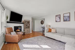 230 W Byron Rd, Norton Shores, MI 49441 - Photo 8