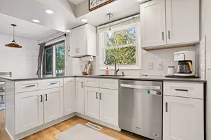 230 W Byron Rd, Norton Shores, MI 49441 - Photo 12