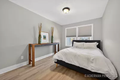 455 La Grave Avenue SE, Grand Rapids, MI 49503 - Photo 16