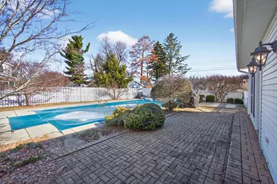 829 Thorntree Boulevard, Jackson, MI 49203 - Photo 14