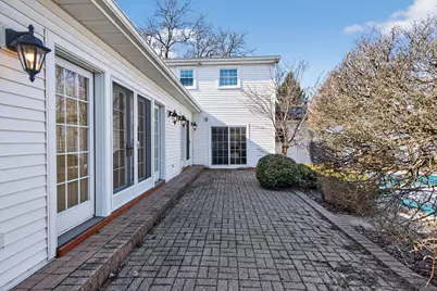 829 Thorntree Boulevard, Jackson, MI 49203 - Photo 10