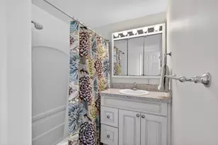 829 Thorntree Blvd, Jackson, MI 49203 - Photo 68